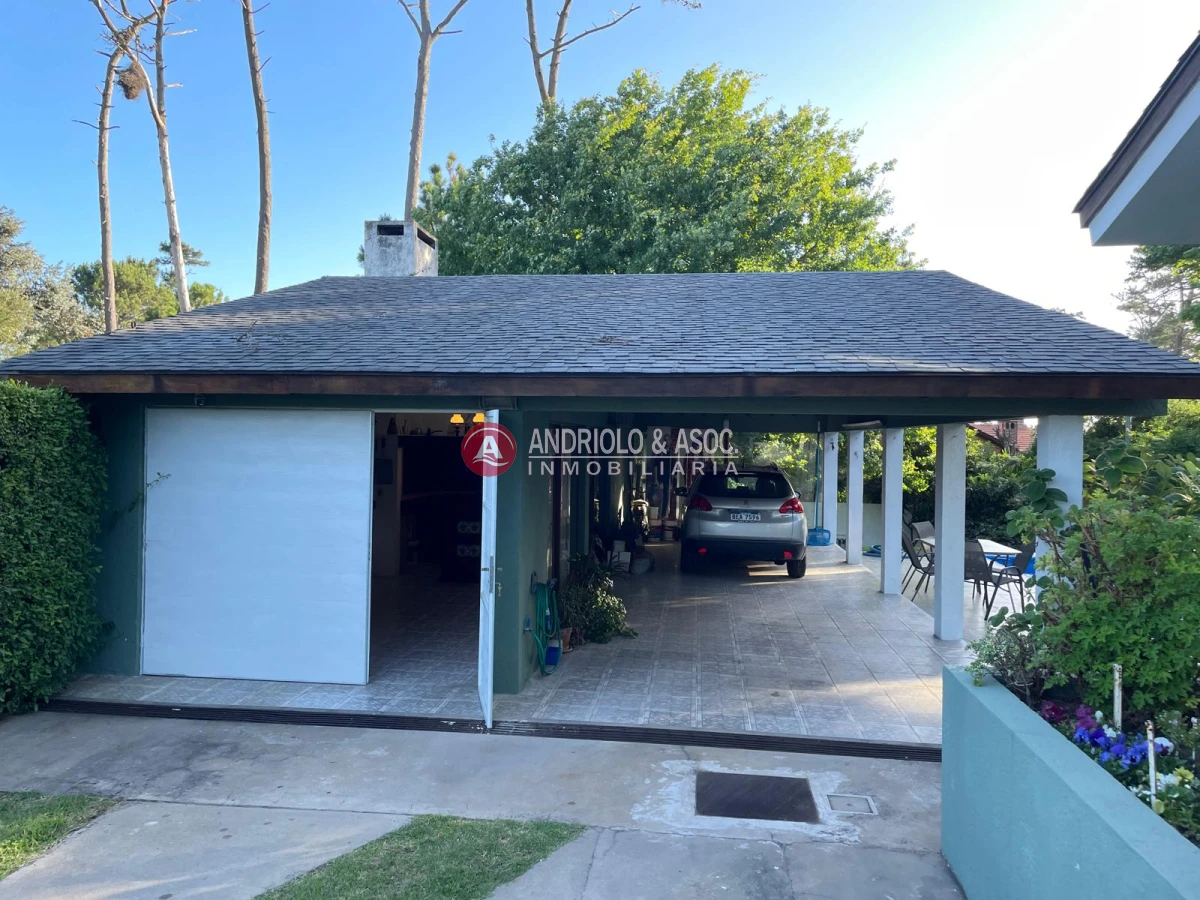 Casa ID.9443 - Casa en barrio Pinares 