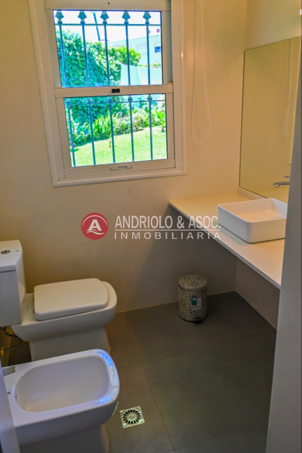 Casa ID.9729 - Casa en la Mansa en Punta del Este 