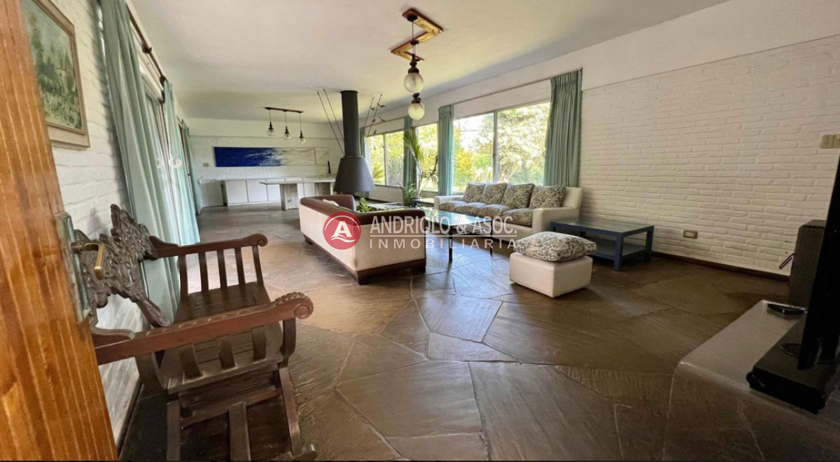 Casa ID.8653 - Casa en Pinares 