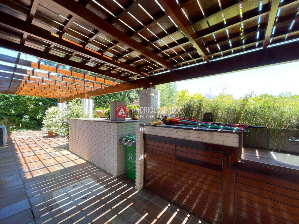 Casa ID.9465 - Magnifica casa en Punta del Este 