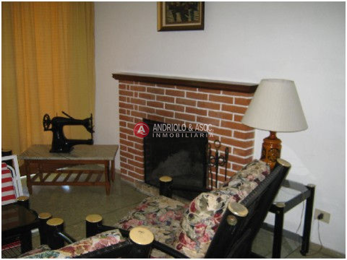 Casa ID.5080 - casa en alquiler 
