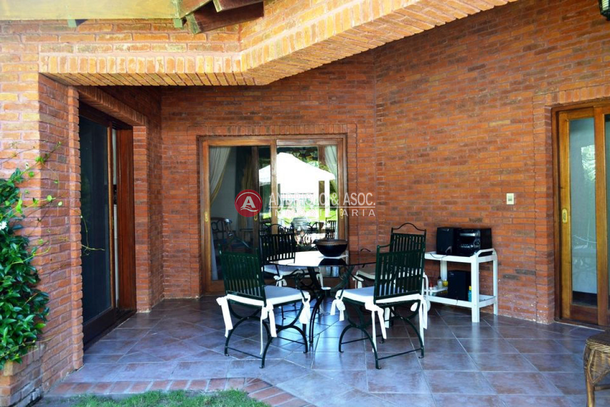Casa ID.5299 - Casa en Punta del Este, Beverly Hills