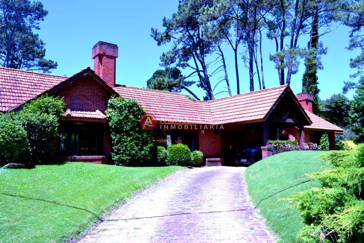 Casa ID.5299 - Casa en Punta del Este, Beverly Hills