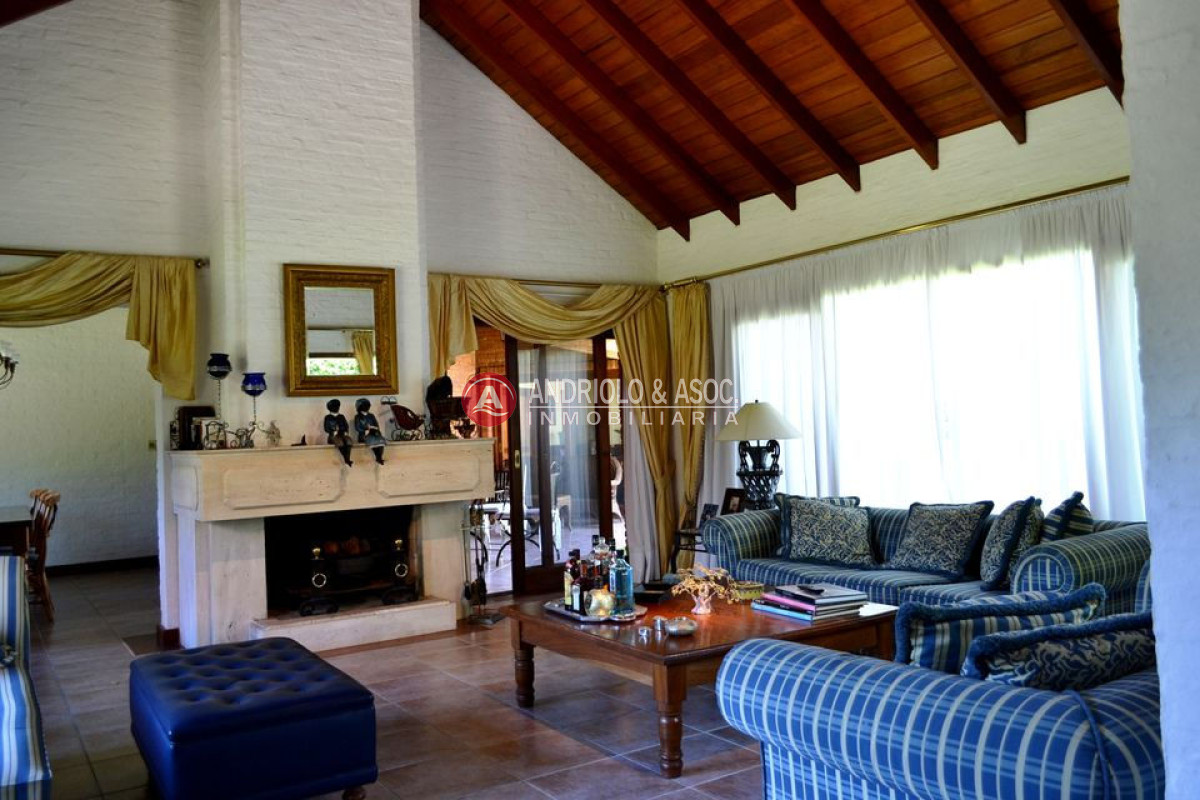 Casa ID.5299 - Casa en Punta del Este, Beverly Hills