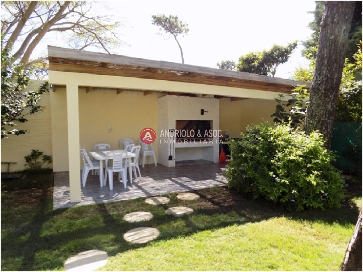 Casa ID.5560 - casa en playa mansa 