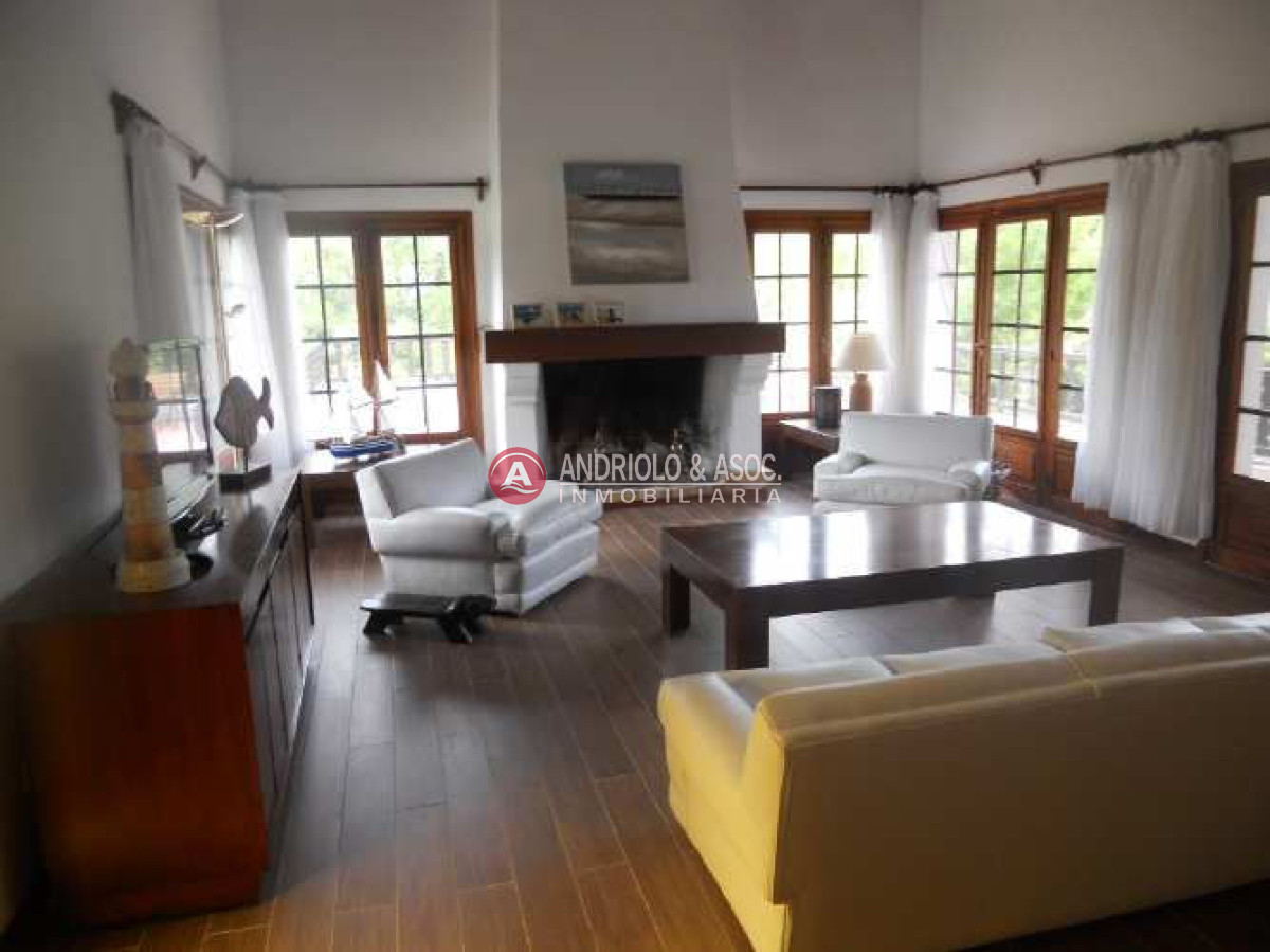 Casa ID.4282 - hermosa casa en zona de San Rafael