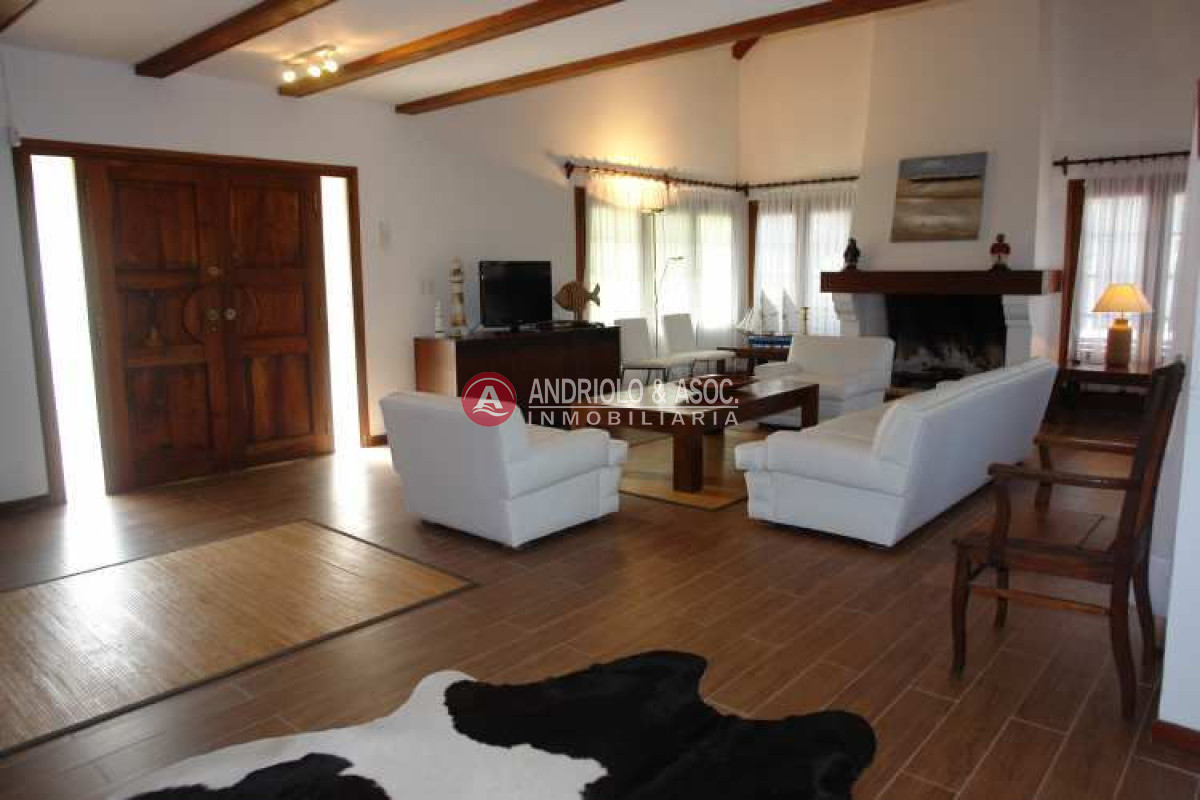 Casa ID.4282 - hermosa casa en zona de San Rafael