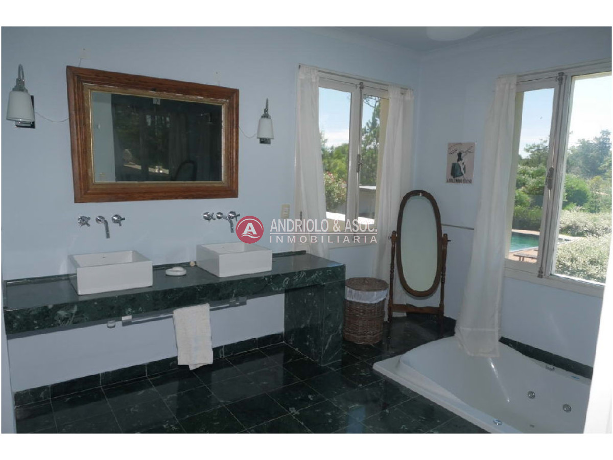 Casa ID.5645 - Casa en Punta del Este, Mansa
