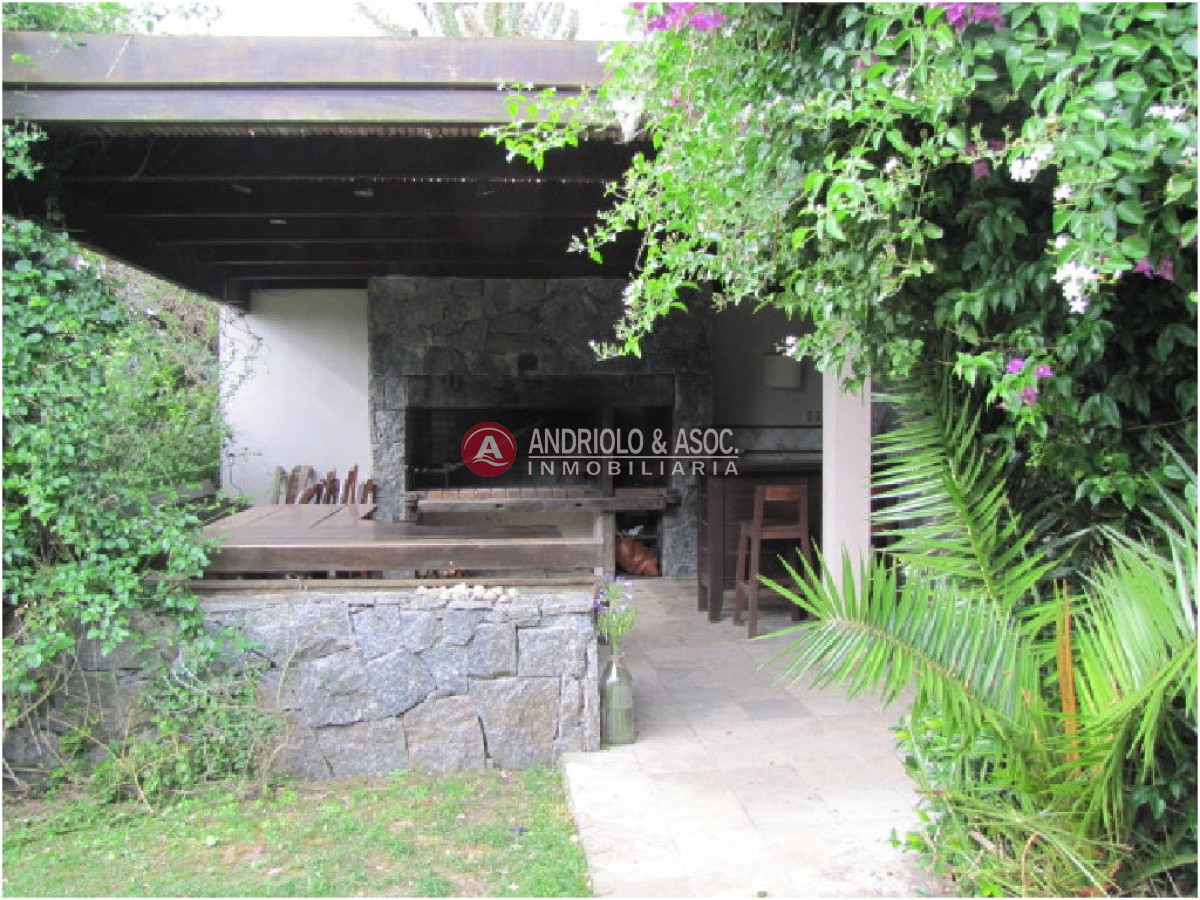 Casa ID.5758 - casa en zona de península 