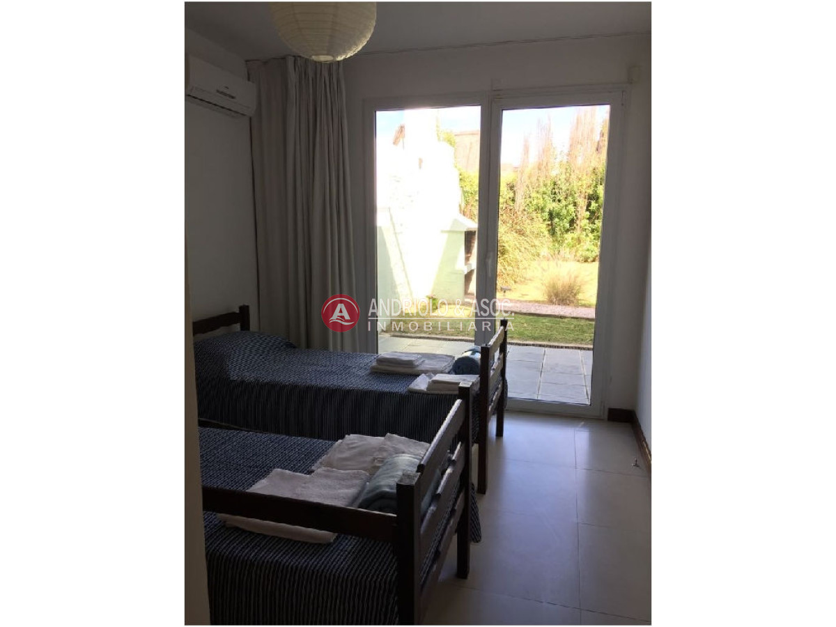 Casa ID.5804 - Casa en Manantiales, Manantiales