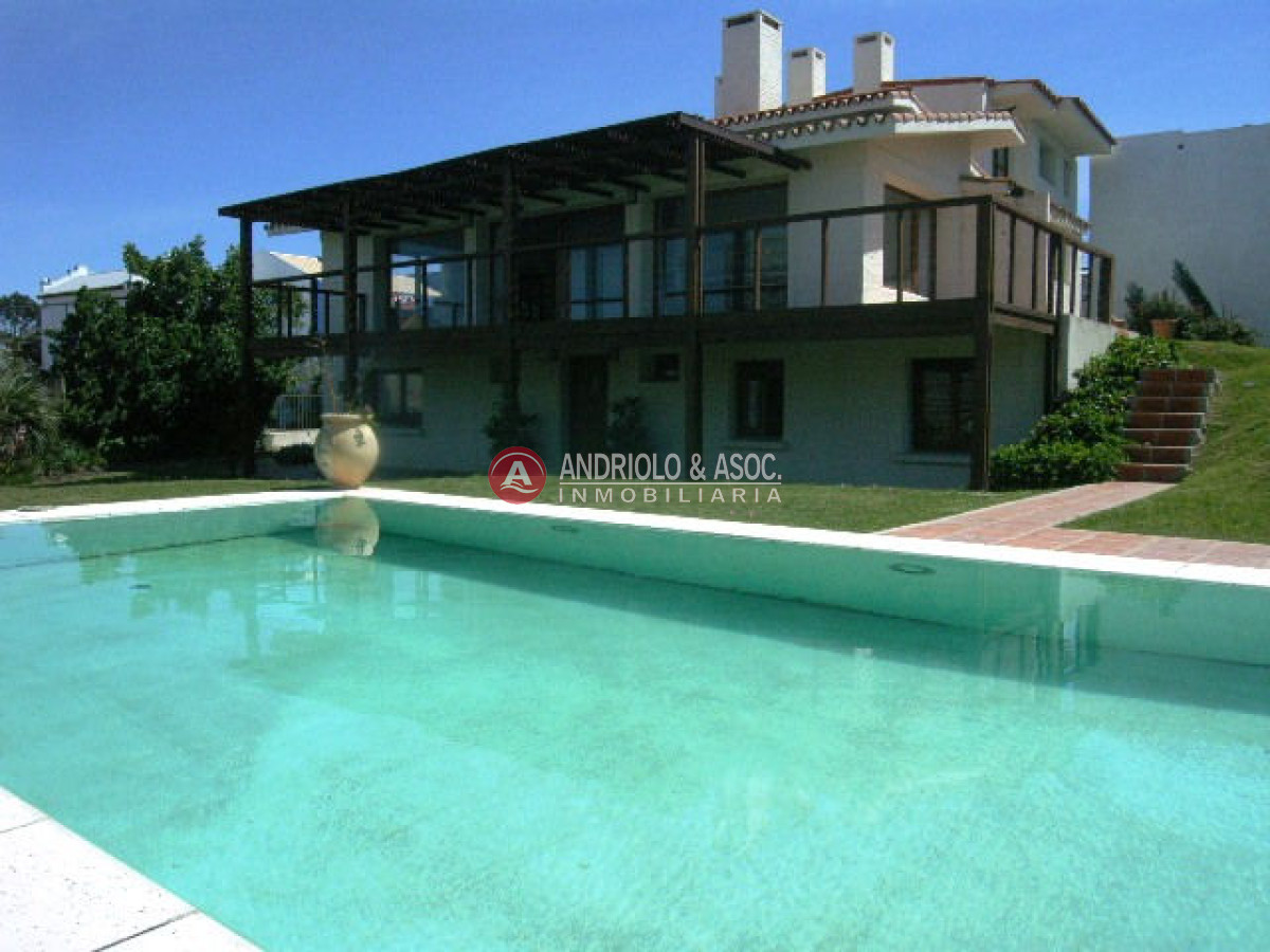 Casa ID.4515 - Casa en La Barra, La Barra
