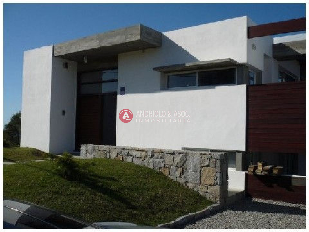 Casa ID.4593 - casa en venta y alquiler zona de manantiales 