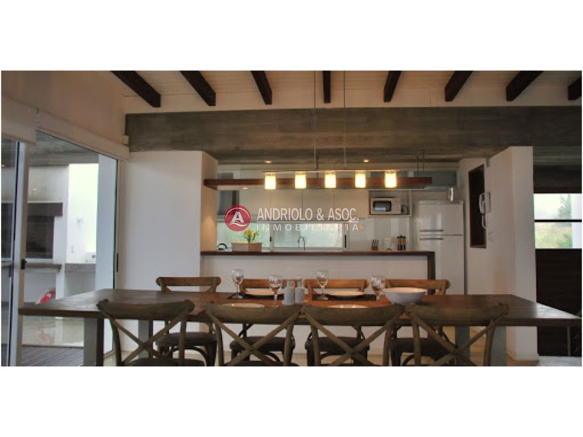 Casa ID.4593 - casa en venta y alquiler zona de manantiales 