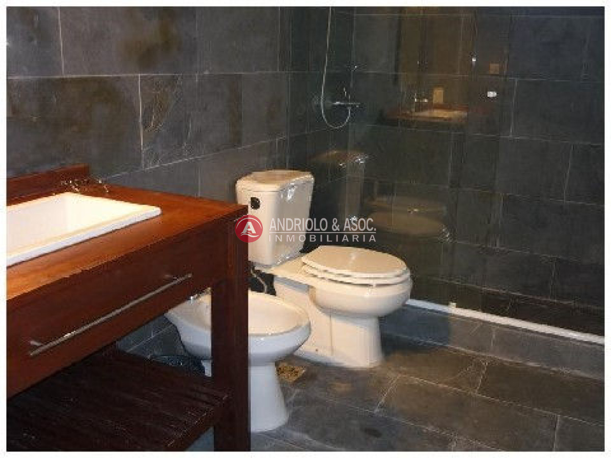 Casa ID.4593 - casa en venta y alquiler zona de manantiales 