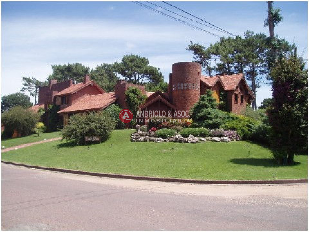 Casa ID.4855 - Casa en Punta del Este, Mansa