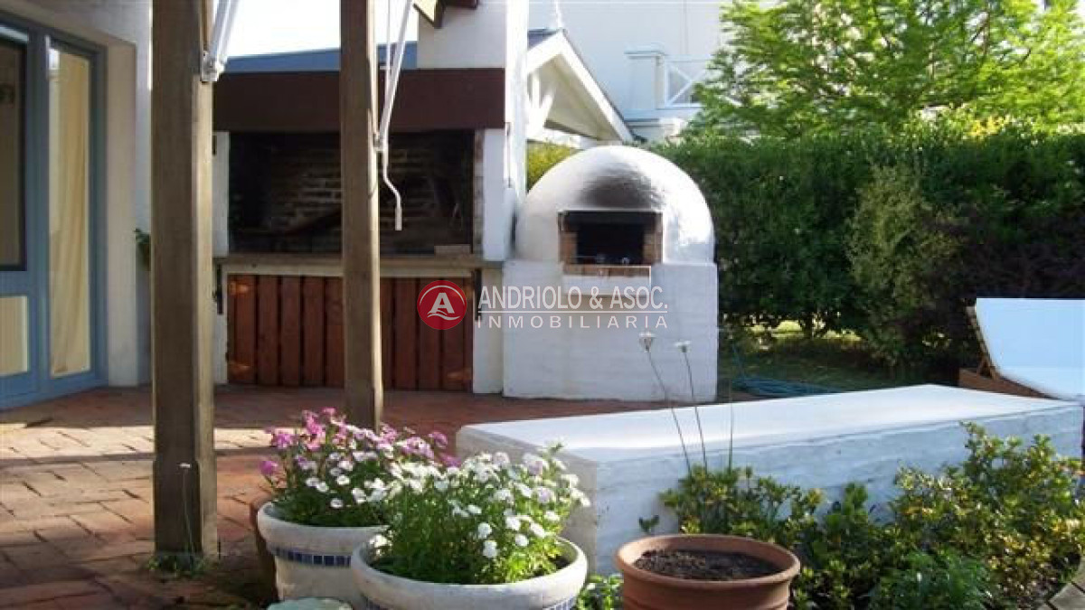 Casa ID.4940 - Casa en La Barra, Montoya