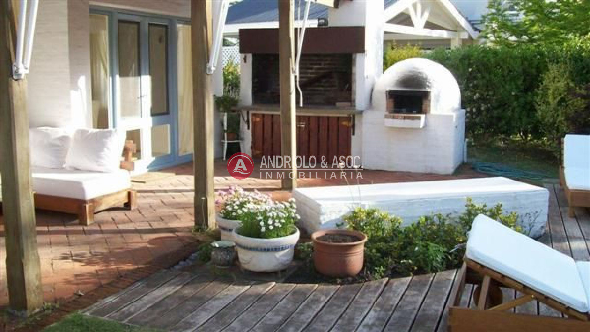 Casa ID.4940 - Casa en La Barra, Montoya