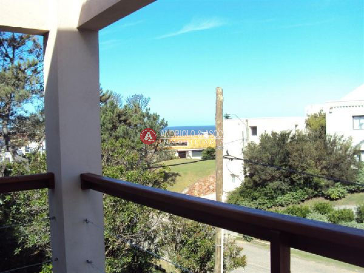 Casa ID.4944 - casa en impecable estado !!!!! a media cuadra de Tienda Inglesa 