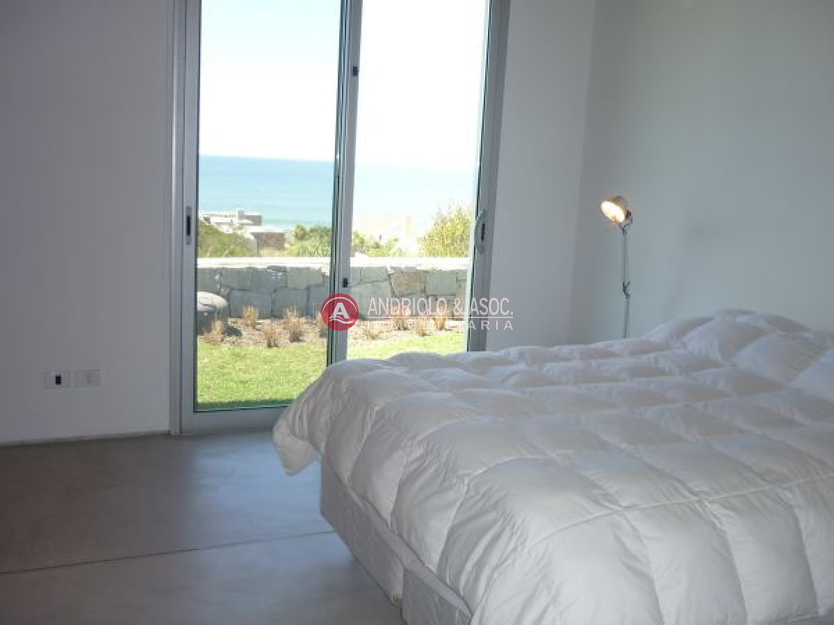 Casa ID.4946 - Casa en Manantiales, Punta Piedras