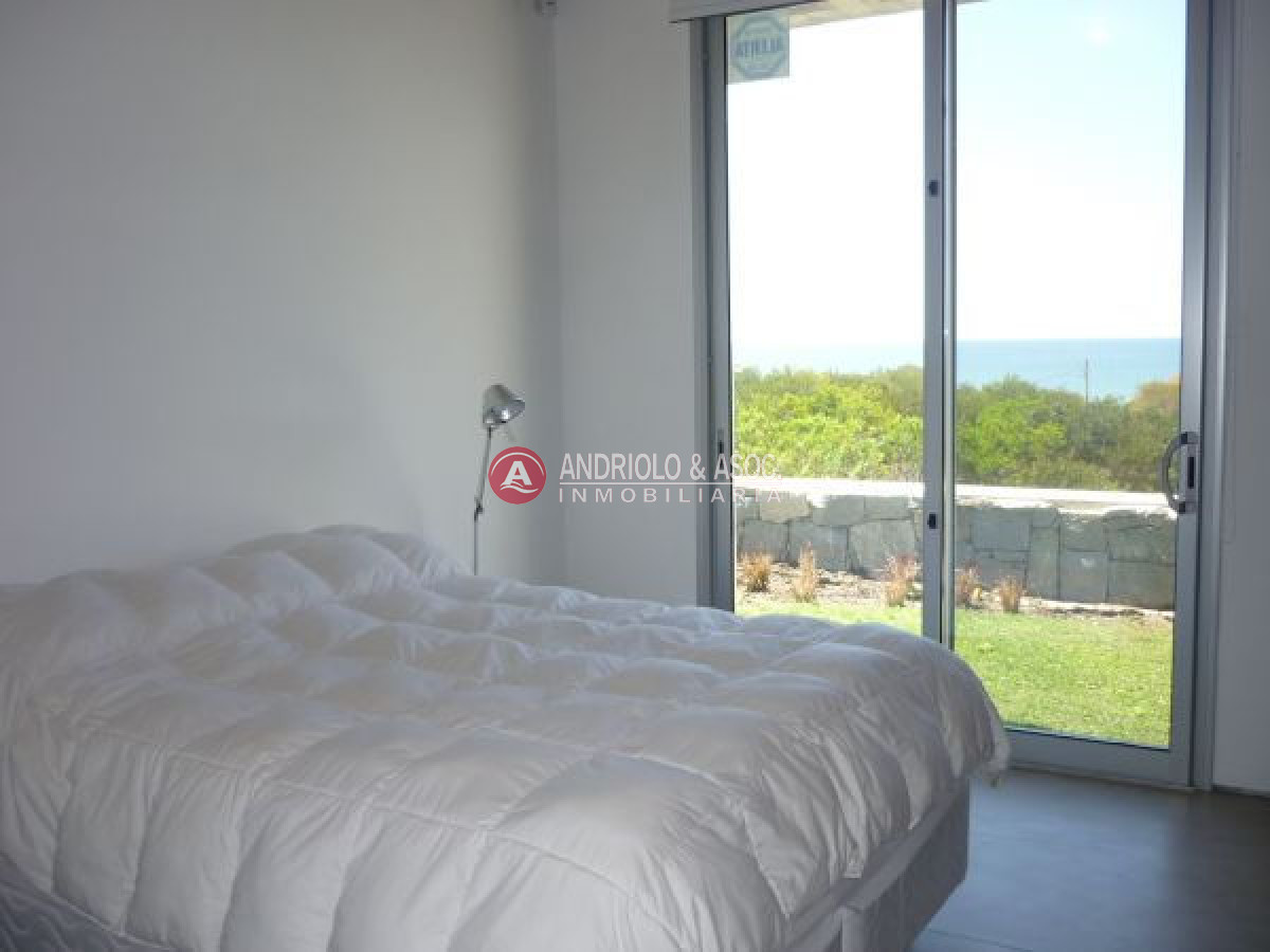 Casa ID.4946 - Casa en Manantiales, Punta Piedras