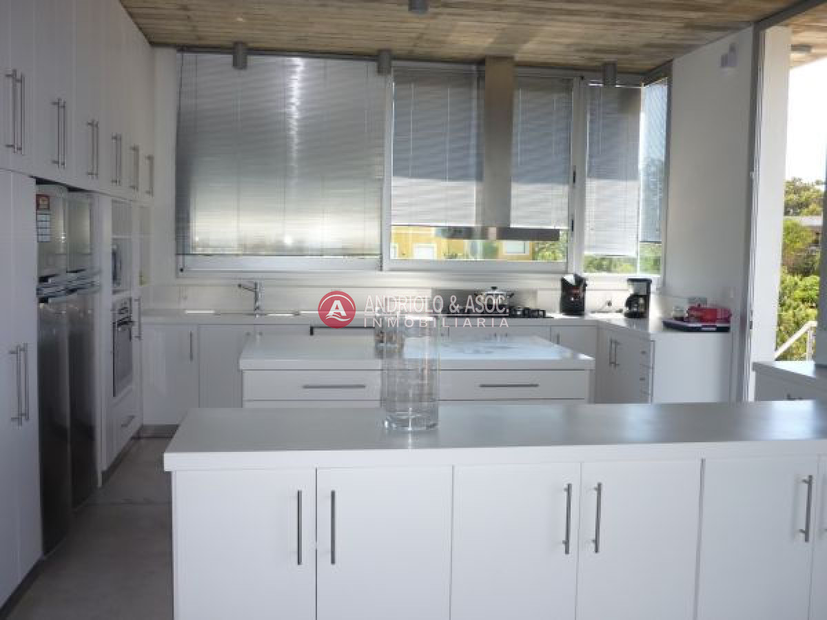 Casa ID.4946 - Casa en Manantiales, Punta Piedras