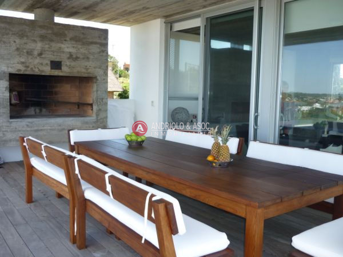 Casa ID.4946 - Casa en Manantiales, Punta Piedras