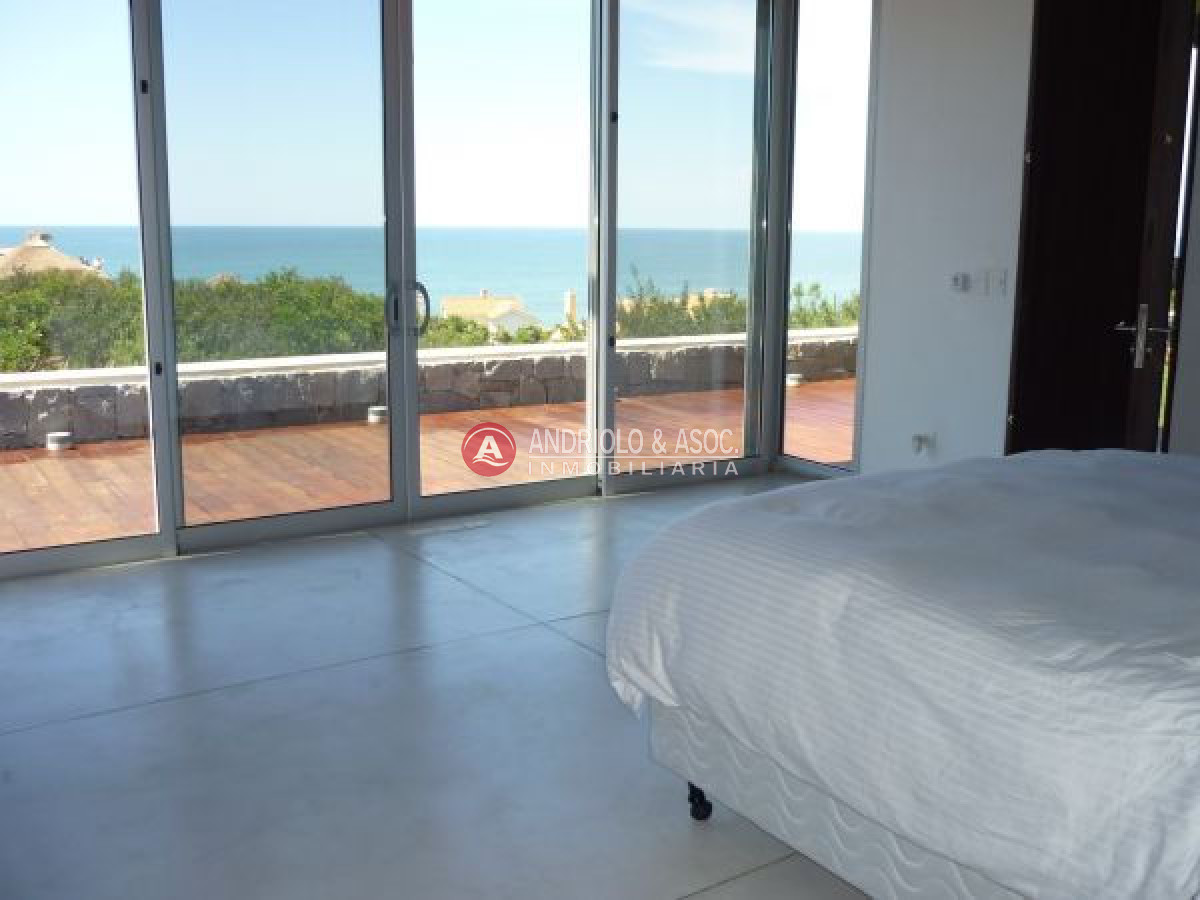 Casa ID.4946 - Casa en Manantiales, Punta Piedras