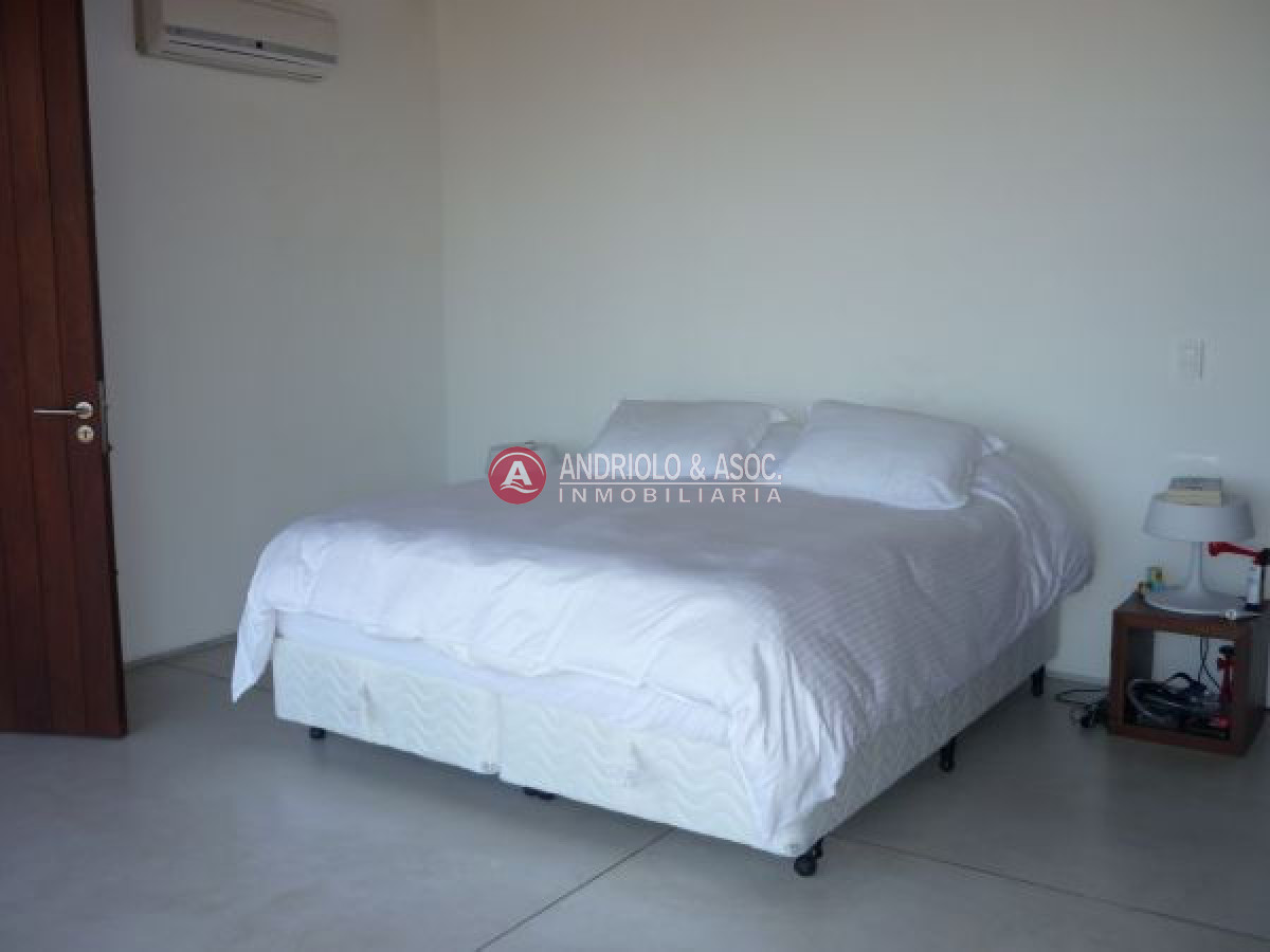 Casa ID.4946 - Casa en Manantiales, Punta Piedras