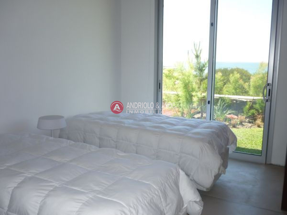 Casa ID.4946 - Casa en Manantiales, Punta Piedras