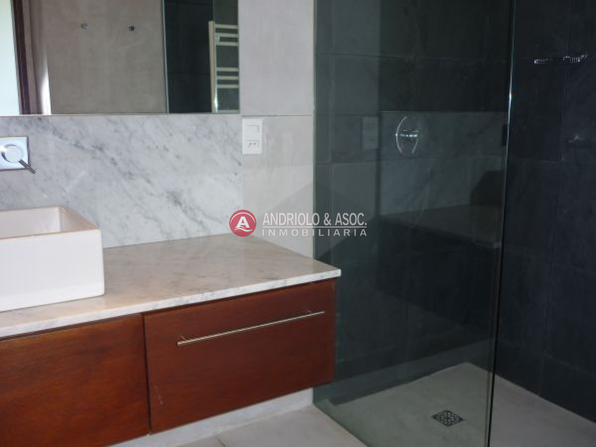 Casa ID.4946 - Casa en Manantiales, Punta Piedras