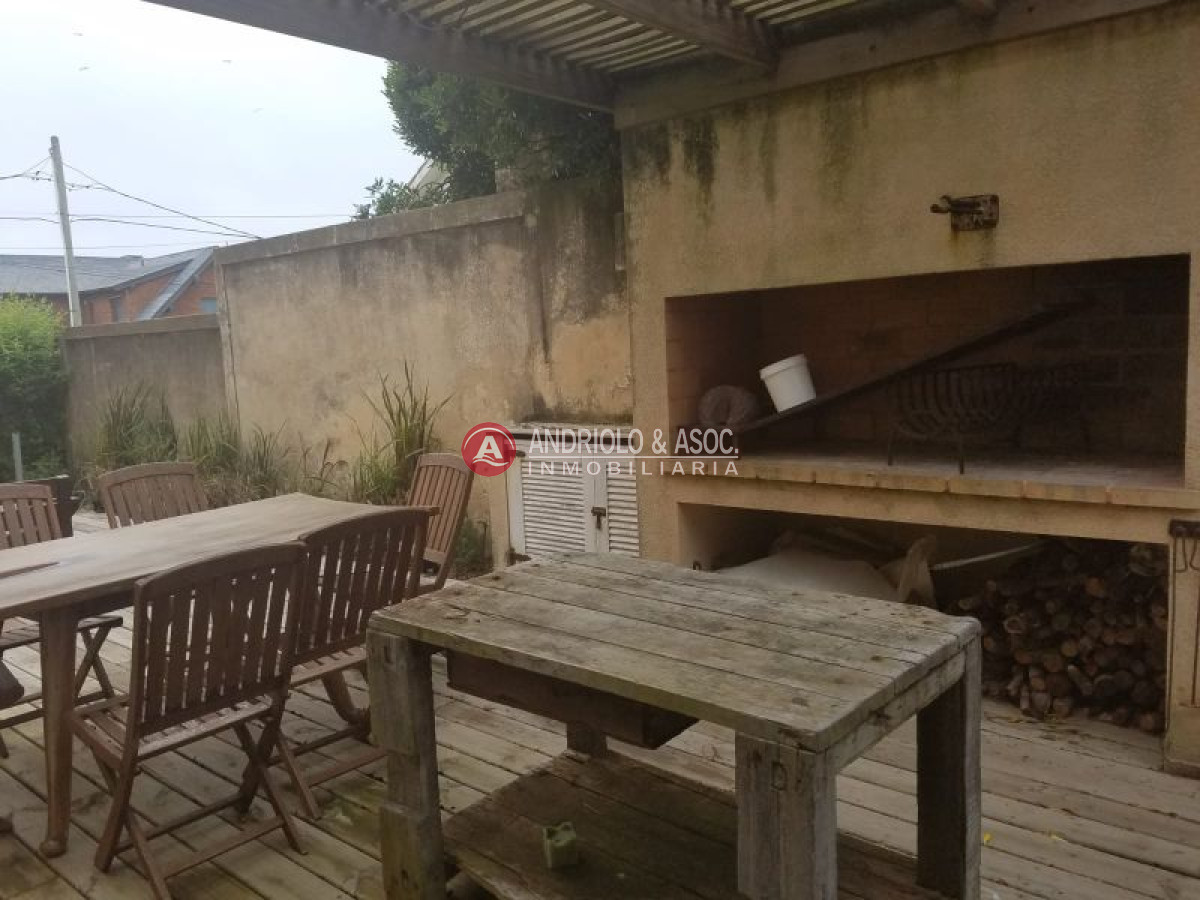 Casa ID.6363 - oportunidad en zona de Península 
