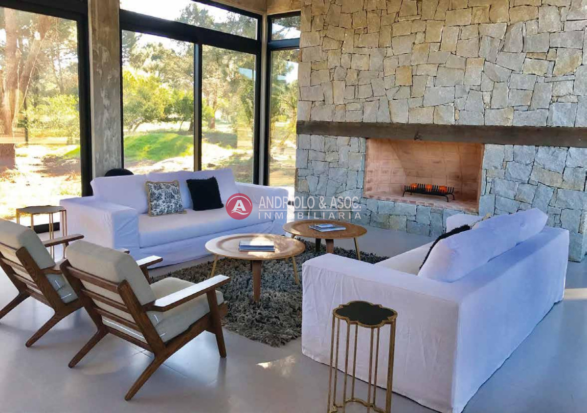 Casa ID.7367 - HERMOSA CASA EN EXCLUSIVO BARRIO PRIVADO DE JOSE IGNACIO, LAGUNA ESCONDIDA.