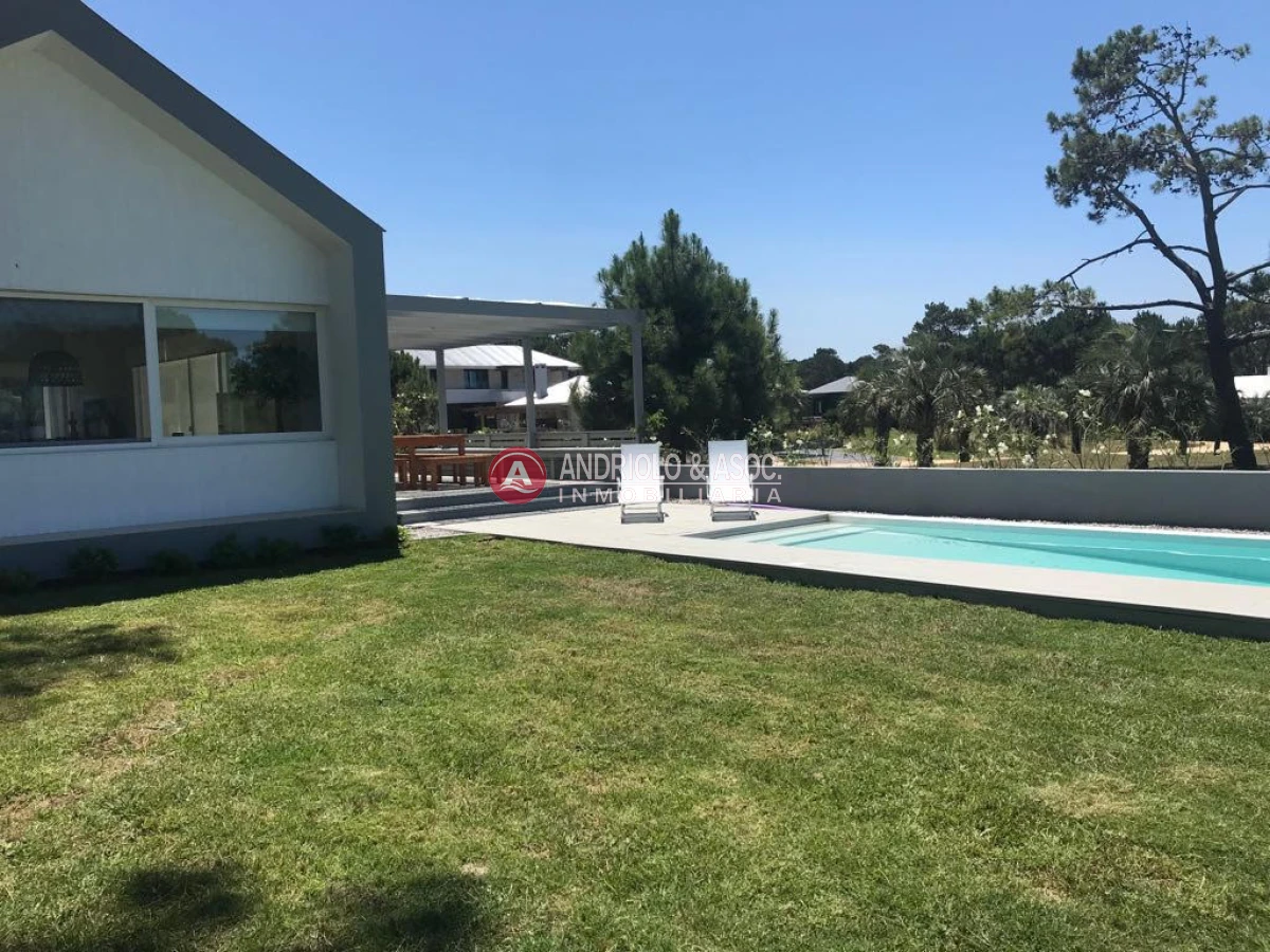 Casa ID.6687 - casa en barrio privado zona de Jose Ignacio 