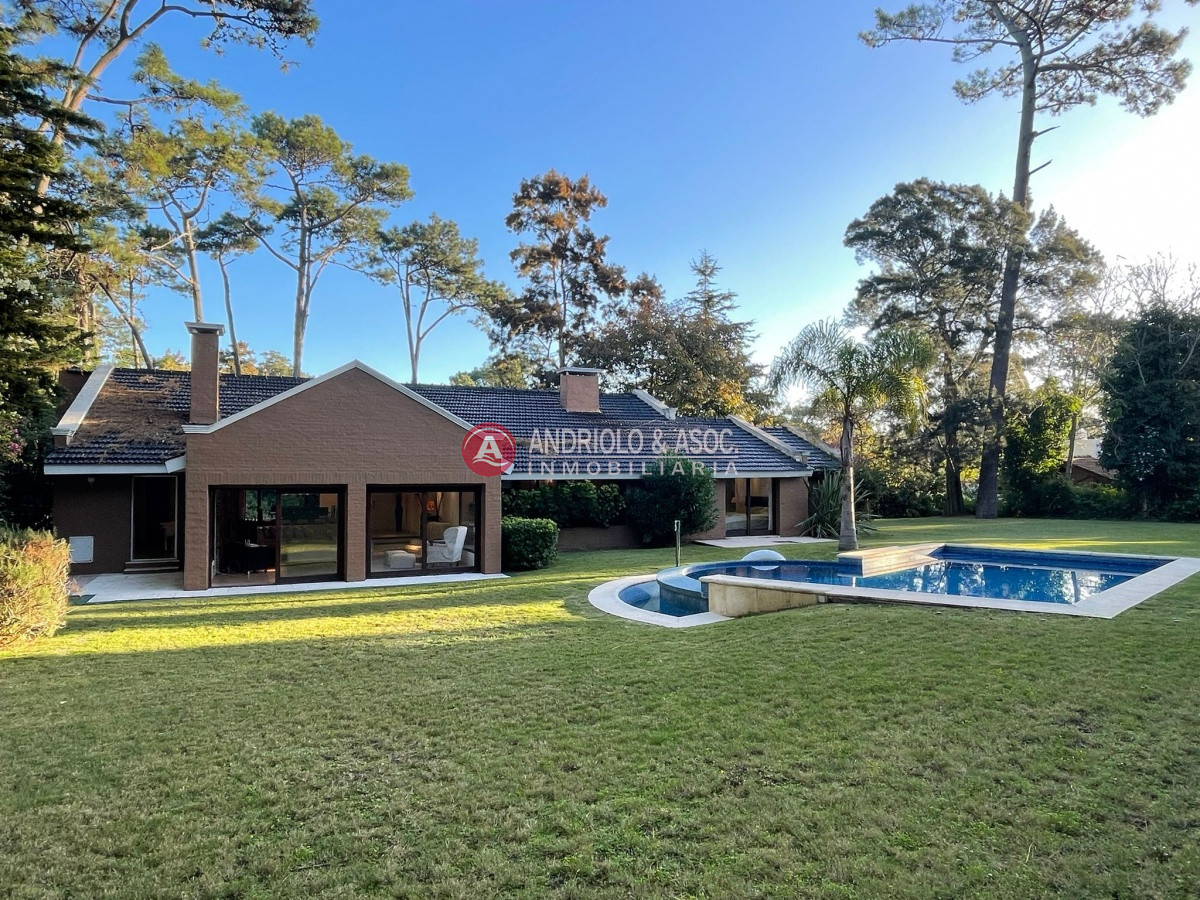 Casa ID.8508 - Magnifica residencia  