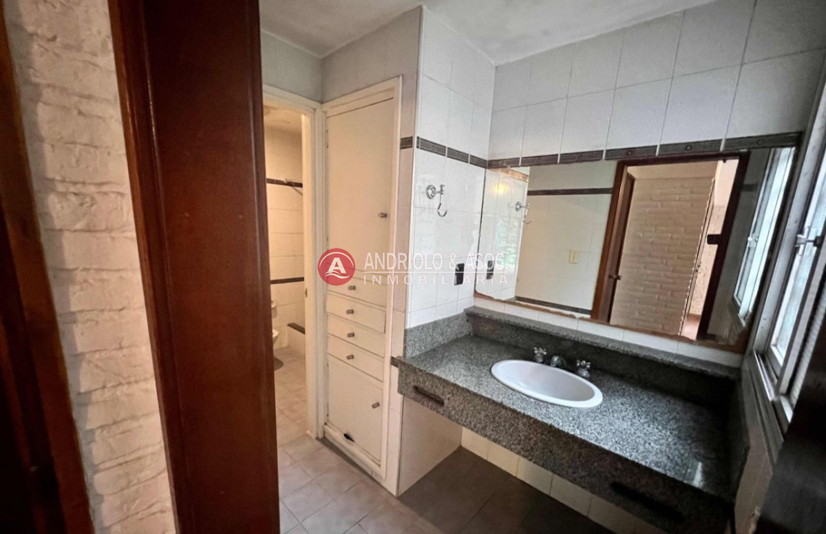 Casa ID.8653 - Casa en Pinares 