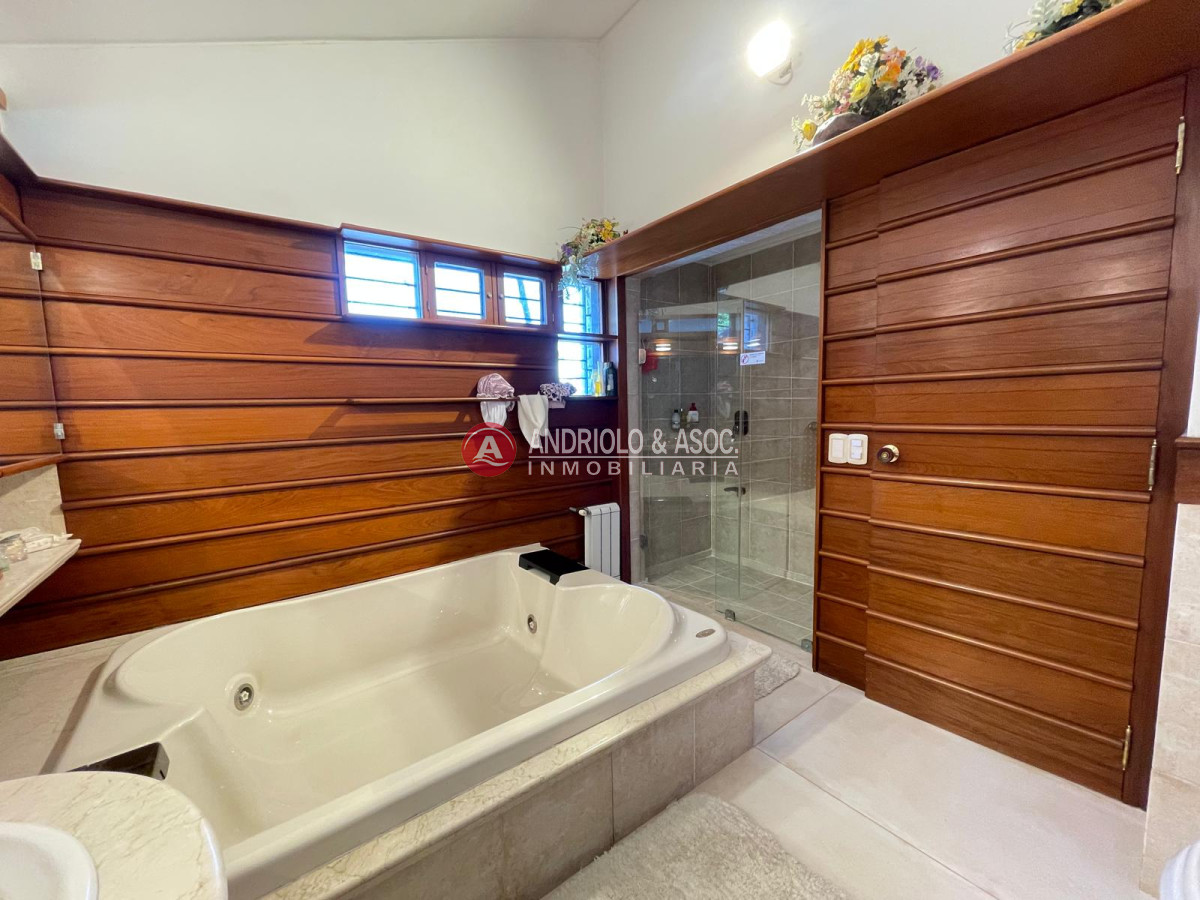 Casa ID.9465 - Magnifica casa en Punta del Este 