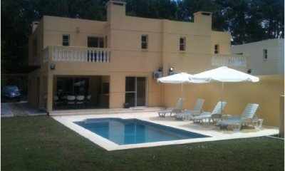 casa en impecable estado zona de punta ballena