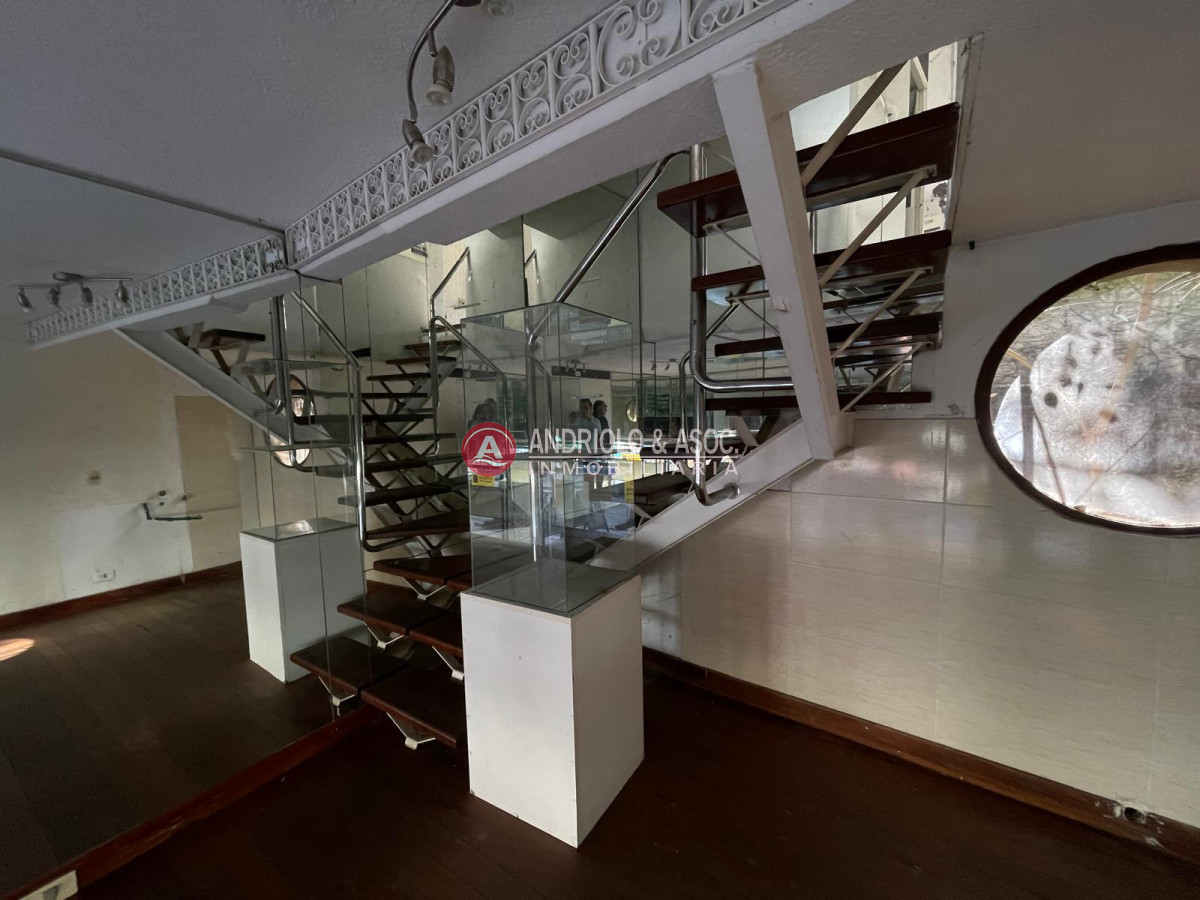 Local Comercial ID.9279 - Local comercial en Maldonado 