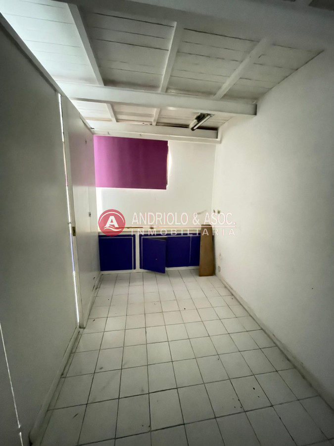 Local Comercial ID.9279 - Local comercial en Maldonado 