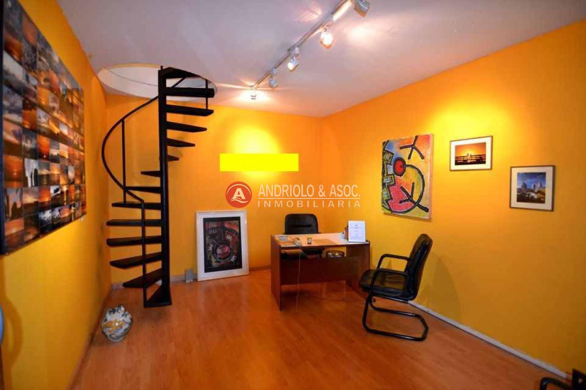 Local Comercial ID.6148 - Local en Punta del Este, PenÃ­nsula