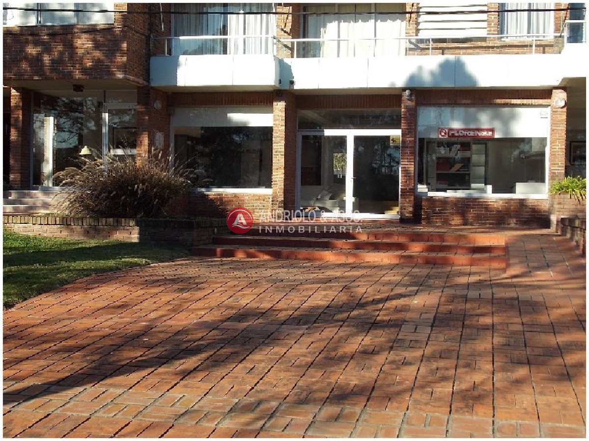 Local Comercial ID.6162 - Local en Punta del Este, Aidy Grill