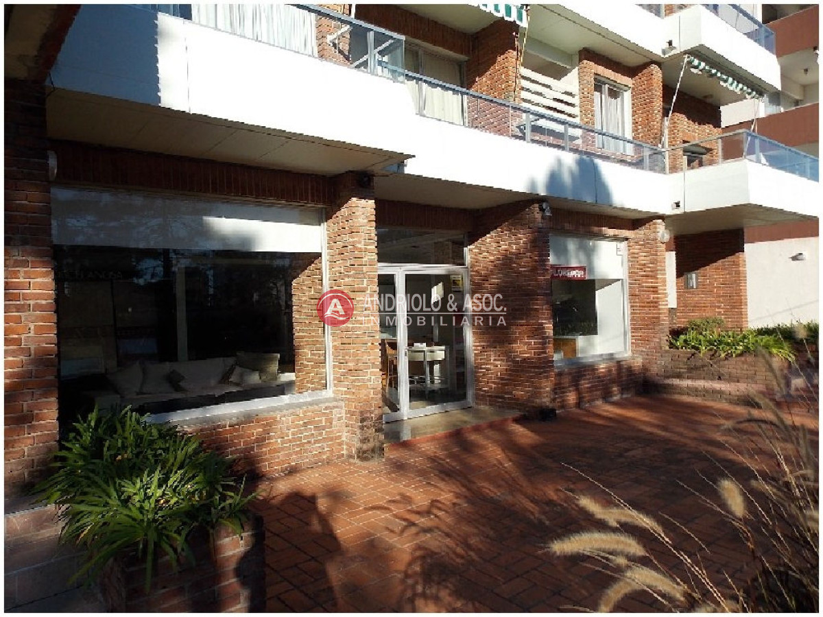 Local Comercial ID.6162 - Local en Punta del Este, Aidy Grill