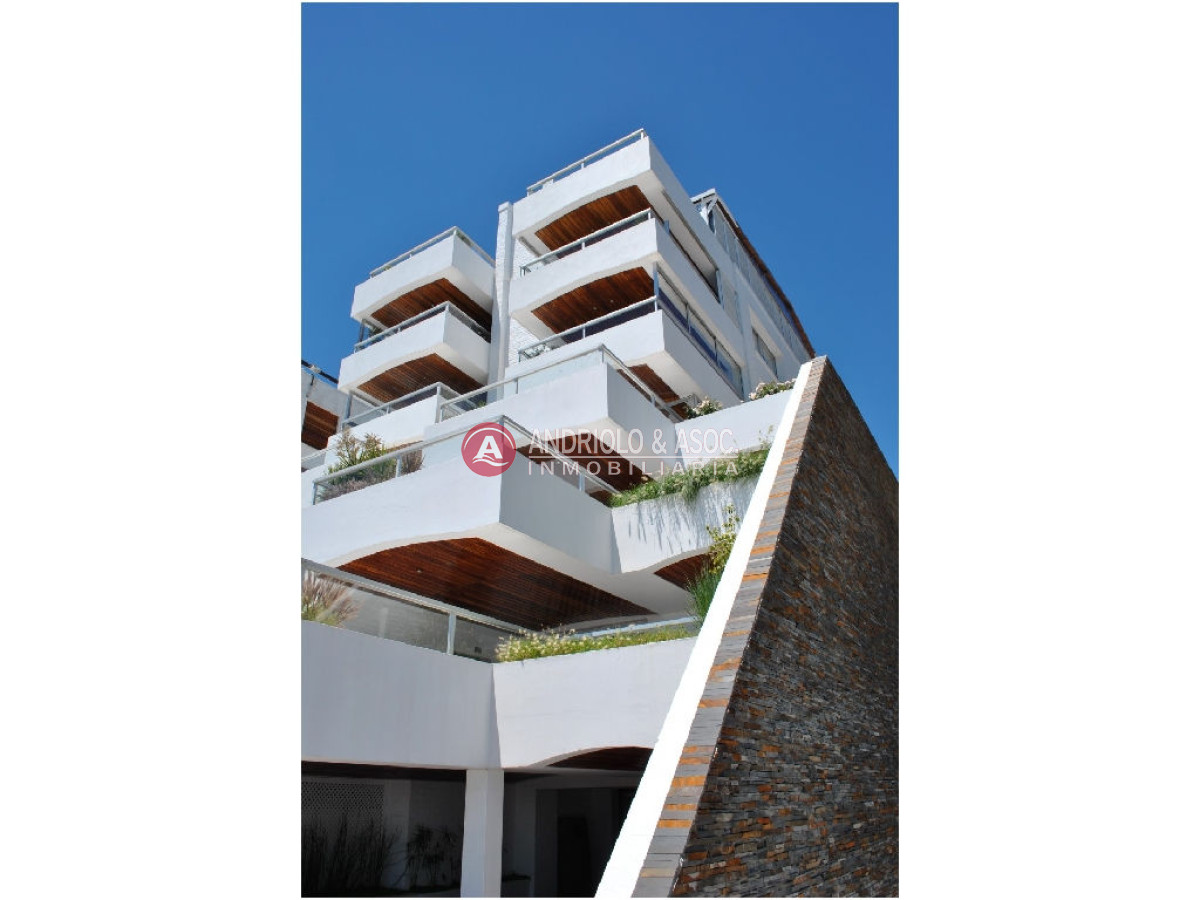 Apartamento ID.3393 - Apartamento en Punta del Este, Península