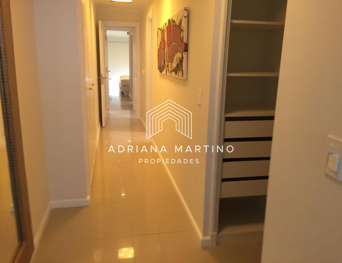 Apartamento ID.69270 - Apartamento en Venta y Aqluiler, Brava, Punta del Este, 3 Dormitorios.