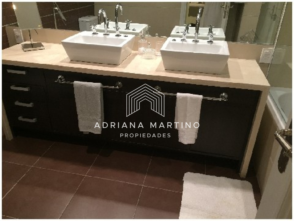 Apartamento ID.69270 - Apartamento en Venta y Aqluiler, Brava, Punta del Este, 3 Dormitorios.