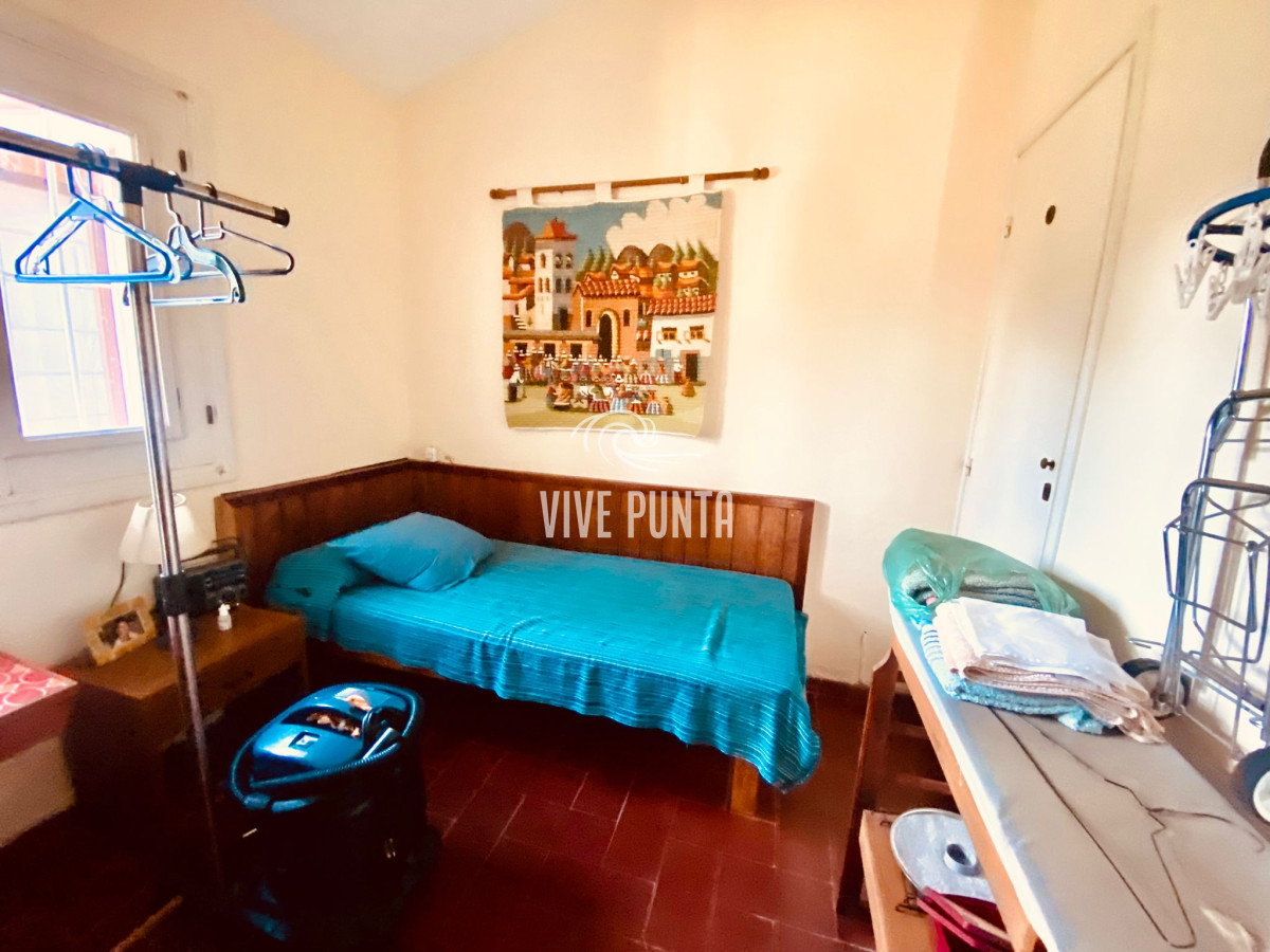 Casa ID.953 - Venta mansa 6 dormitorios y dependencia de servicio