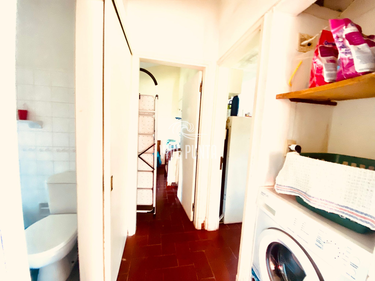 Casa ID.953 - Venta mansa 6 dormitorios y dependencia de servicio
