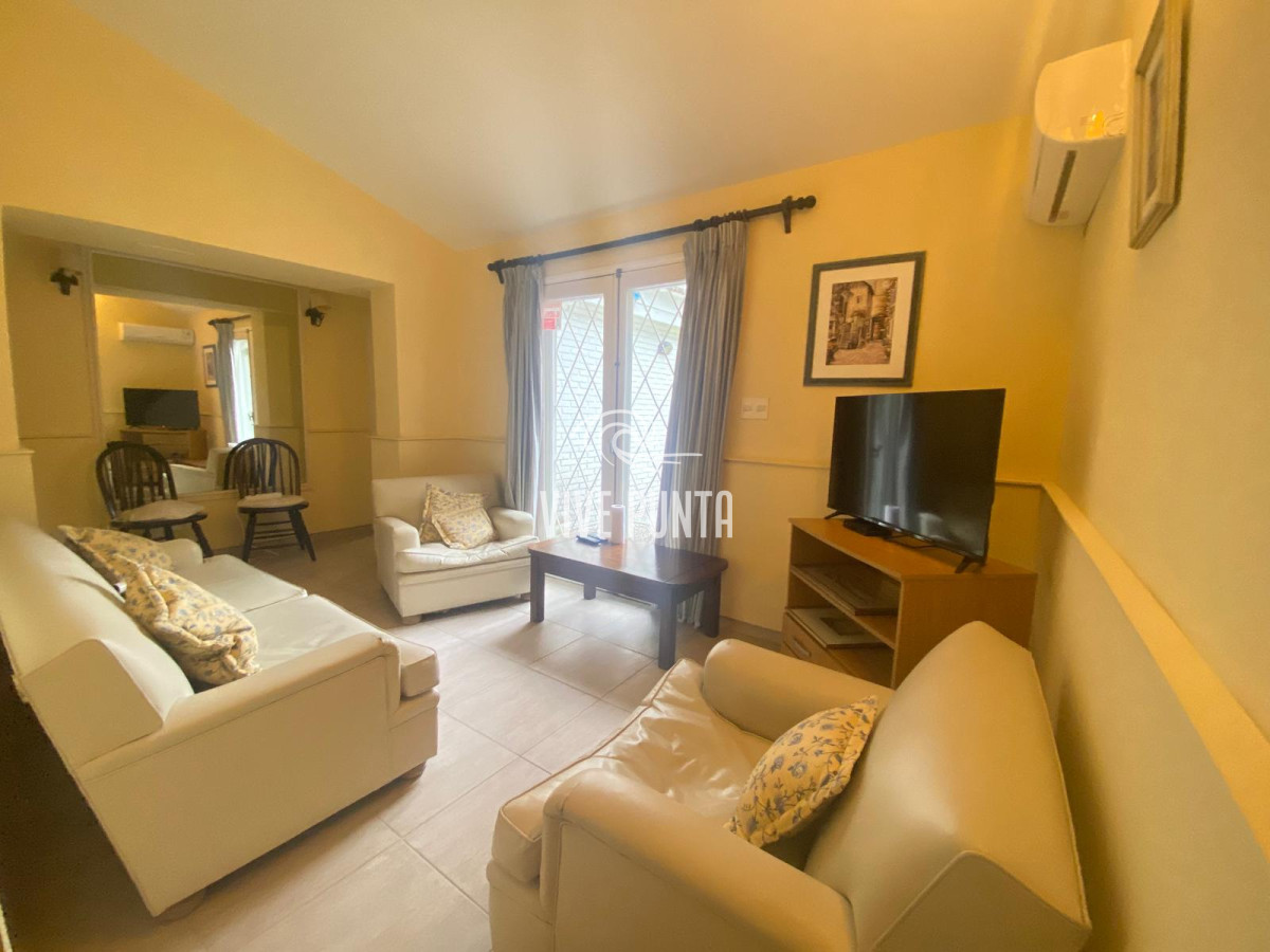 Casa ID.954 - Venta mansa 5 dormitorios, 4 baños y piscina