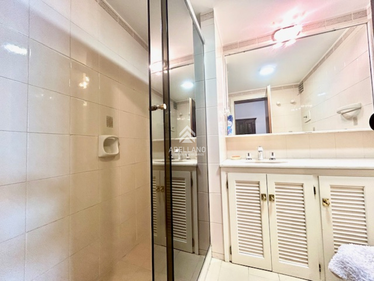 Apartamento ID.3492 - Venta Península con vista al mar directa, estupenda planta!!