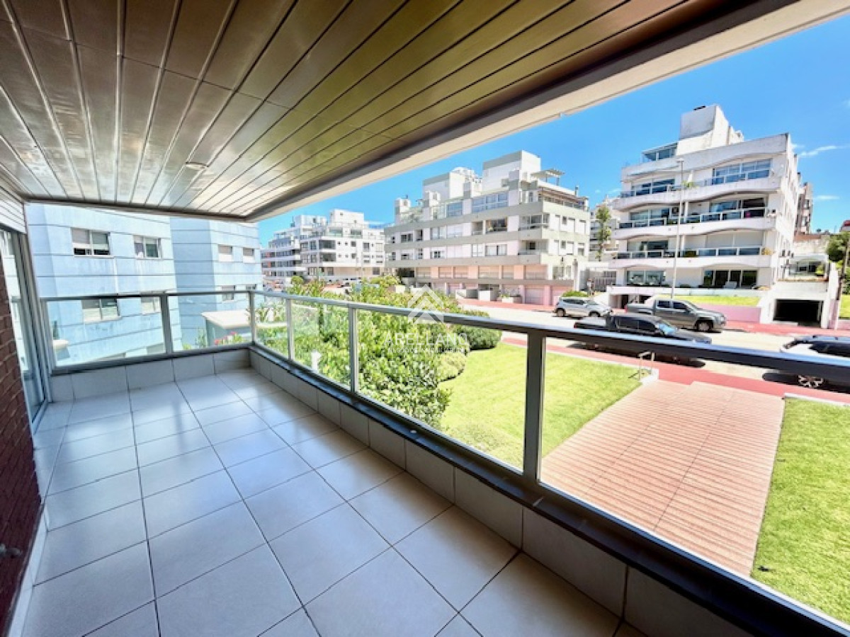 Apartamento ID.3492 - Venta Península con vista al mar directa, estupenda planta!!